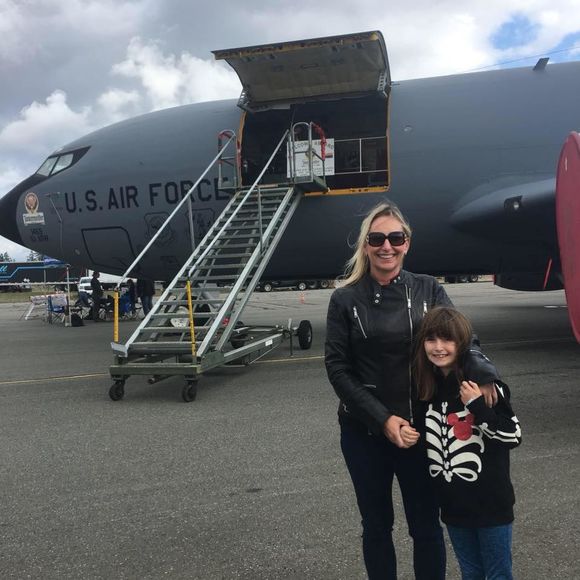 Meet your Posher, Michelle - Picture 1 of 1